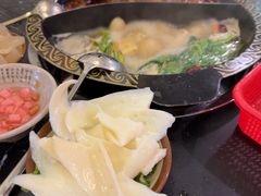 -重庆川渝肥妹火锅