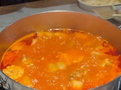 -尚尚仙·酸汤猪手·猪肚鸡火锅(华联万柳购物中心店)