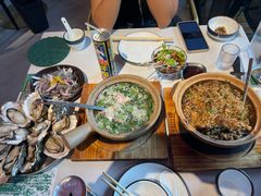-蚝堡海鲜·威海菜·海肠捞饭·烧烤·亚洲吃蚝公司(幸福门店)