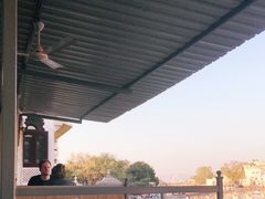 -Lake Shore Hotel & Restaurant