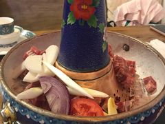 -毛辣果·贵州红酸汤牛肉火锅(西单店)