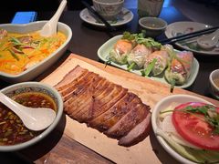 -大头虾越式风味餐厅(光明广场店)