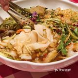 打工人治愈公式：哪吒2+西贝莜面=满血复活！
