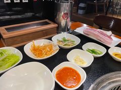 -军硕烤肉·部队火锅(二七万达店)