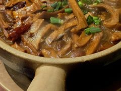 -魏铭鱼头捞饭(晋阳路店)