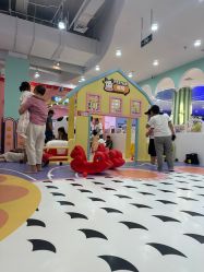 -宝贝王儿童乐园(延吉万达广场店)