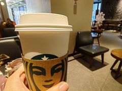 金烘香草风味巴旦木拿铁-星巴克(宝山万达店)