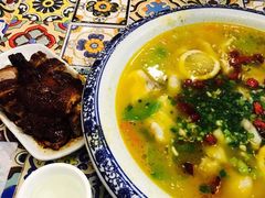 -乌镇那一年小院主题餐厅(甘泉西路店)