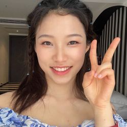 -爱的化妆工作室(雅地天际店)