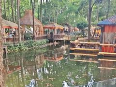 -二荆条·蜀鲜汇城市森林火锅