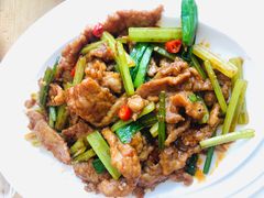 小炒黄牛肉-闻道食府烙饼卷带鱼(原车耳营店原大觉寺店)