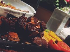 -穹六人间 people 6(岳阳路店)