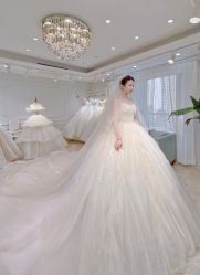 -艾慕婚纱礼服馆(和平店)