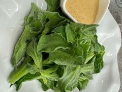 -新丁香海鲜酒店(银海商贸城店)