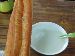 -云南大锅豆浆店