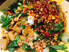 郡把-拈签一笑黄牛肉辣卤串串