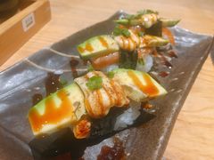 牛油果手握寿司-御牛道日式烤肉料理(杭州万象城店)