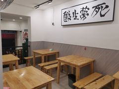 -铭记烧烤制作社•吊炉乳鸽 延吉冷面