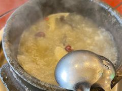-鲁朗纳麦石锅鸡庄园