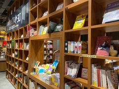 -百新书局(尚悦湾店)