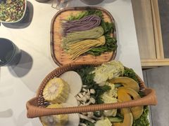 -椰子湾·海南火锅·糟粕醋·椰子鸡(正大广场店)