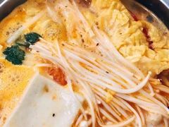 -百品聚旋转火锅(号外店)