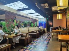 -云海肴·汽锅鸡·云南菜(天山百盛优客店)