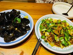 傣味黑木耳-云海肴·汽锅鸡·云南菜(天津国金汇店)