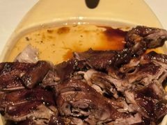 -八府香鸭·啫啫煲(华山路店)