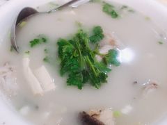 豆腐鱼头汤-电白鸭粥店(下沙二坊88号店)