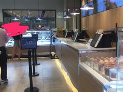 -巴黎贝甜(大宁国际商业广场店)