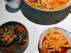 -百春原湖南牛肉粉(百联世纪店)