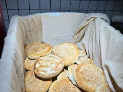 -三兄弟高炉烧饼