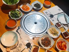 -唯成•韩国炭火烤肉 유성고기