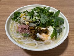 -啊墨江牛烂烀米线