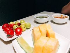 -海底捞火锅鲜切牛肉主题店(长寿路店)