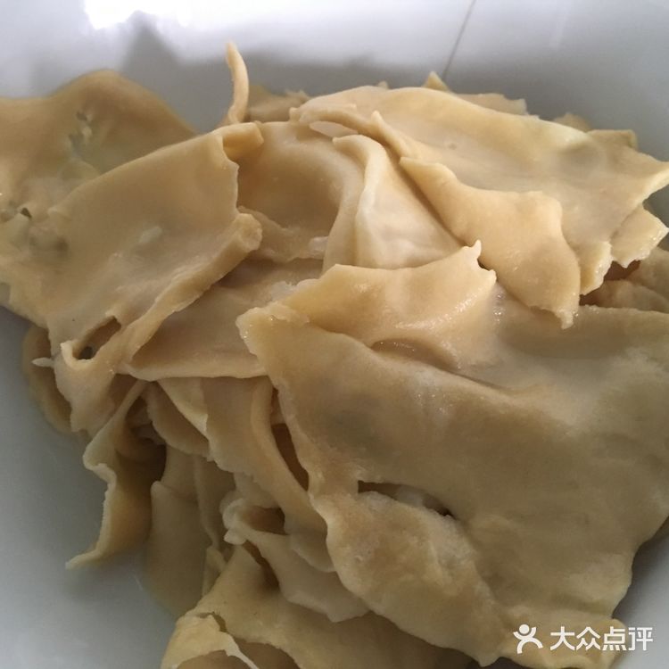 午餐首选好吃美味的青菜面疙瘩