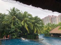 -三亚湾海居铂尔曼度假酒店