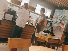 大堂-星巴克(中远两湾城店)