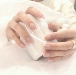 -悦指间美甲美睫