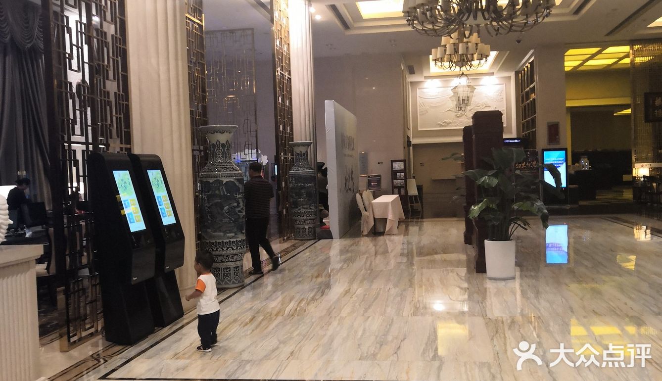 东航云逸酒店 在虫鸣鸟叫中醒来