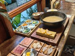 -银米·云南传统过桥米线(双廊黑金冠店)