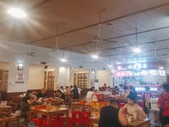 -冶建镜子·老南昌大排档·江西虾王(总店)