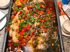 -里岛烤鱼(东港凯虹广场店)