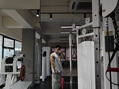 -GYMPLUS私教健身会馆(大悦城店)