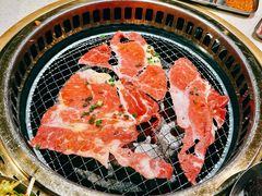 -蚂蚁洞·烤肉大营地(上海静安大悦城店)