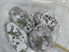 -顶东面包花园·生日蛋糕(世博店)