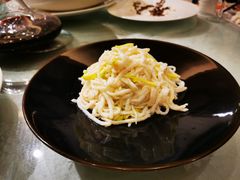 -品悦酒店(三林古镇店)