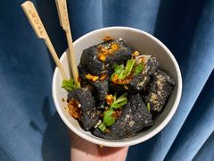 -黑色经典臭豆腐·湖南特产(太平街口店)