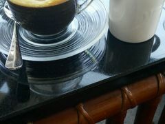 -亚龙湾喜来登·美景台大堂吧